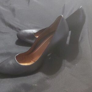 ♻️👠 Vionic Black Color Pumps